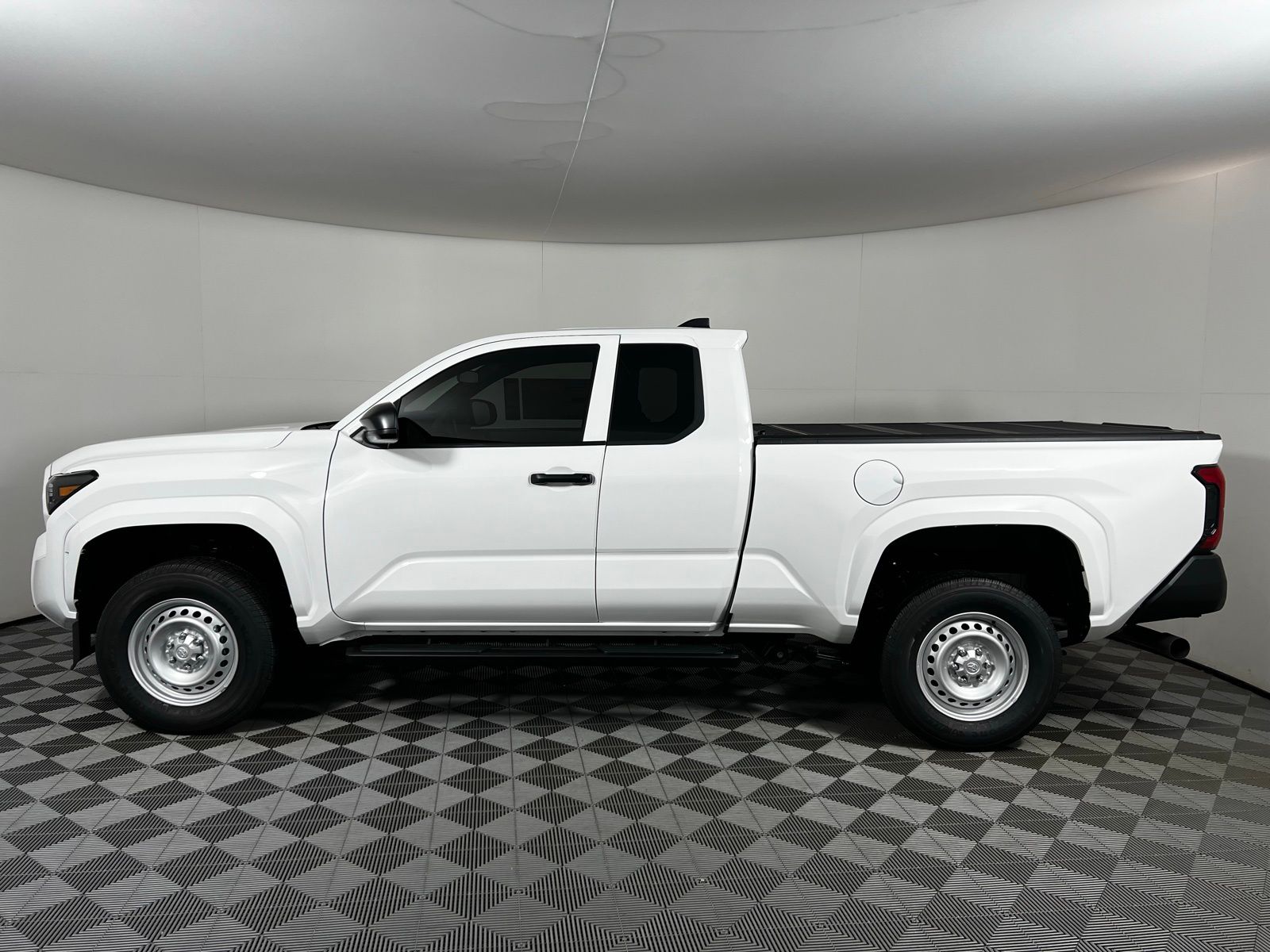 2025 Toyota Tacoma SR 15