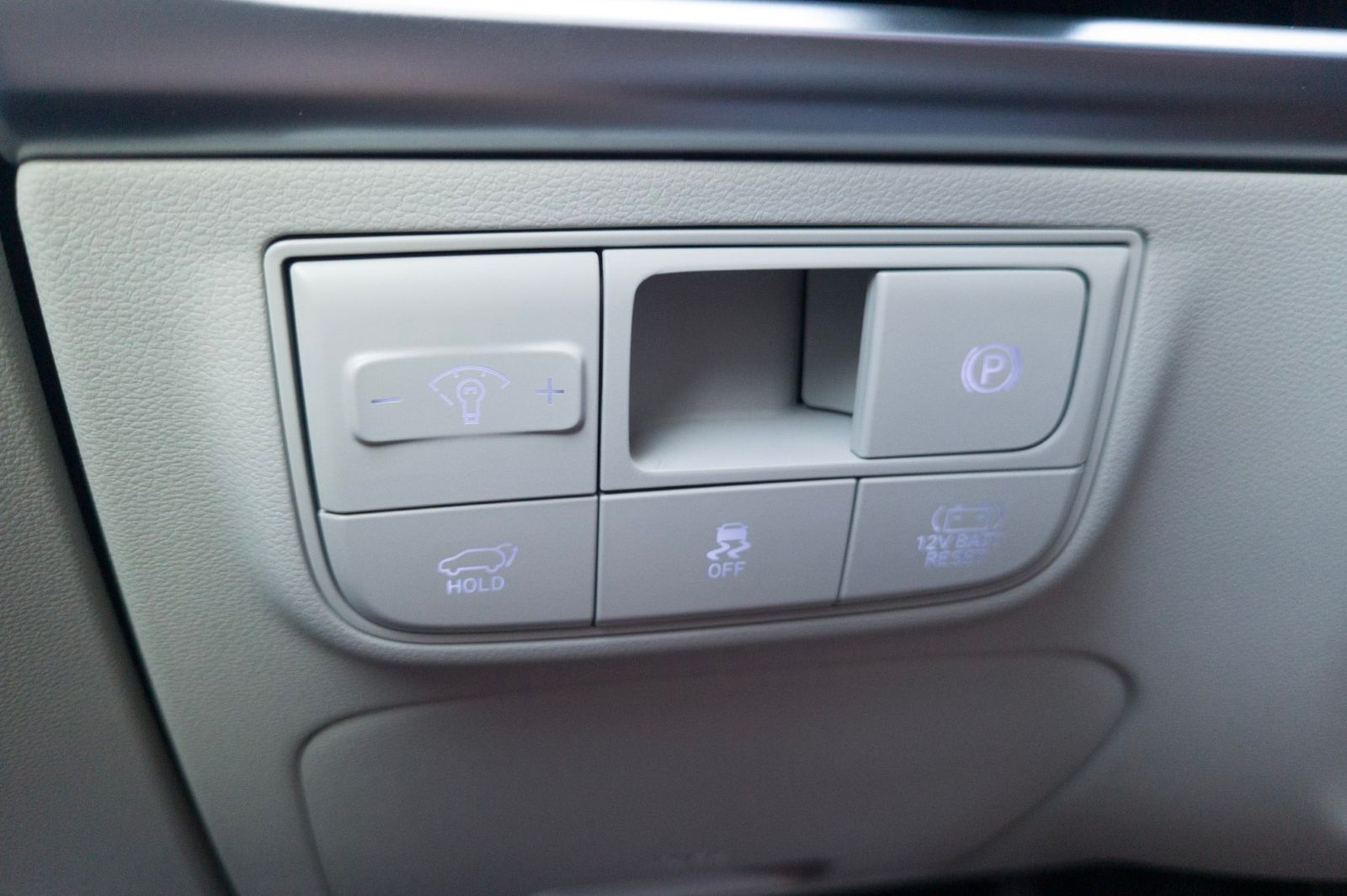 Used 2026 White Hyundai SEL image 32
