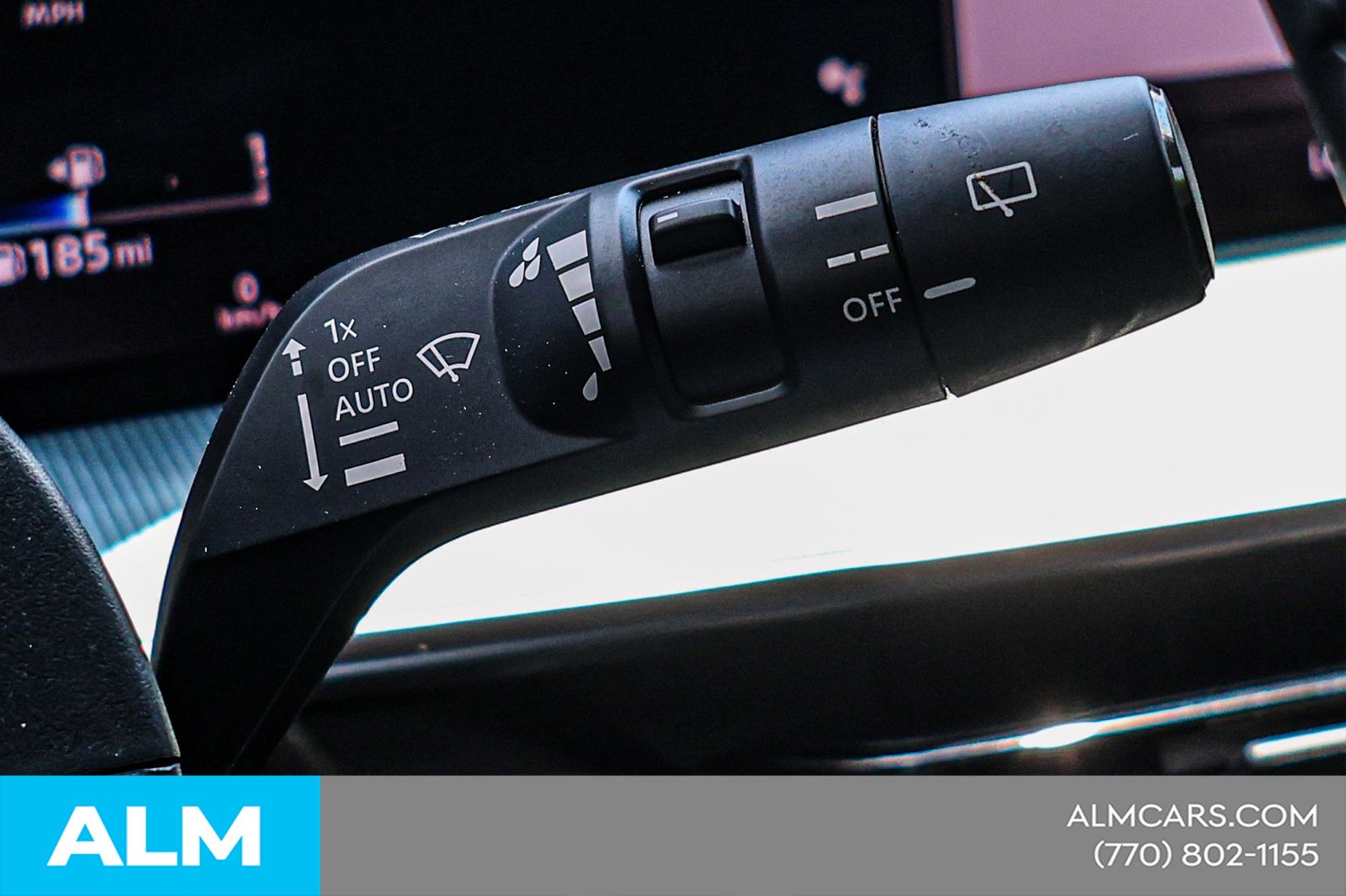 Used 2025 White Nissan Platinum image 25