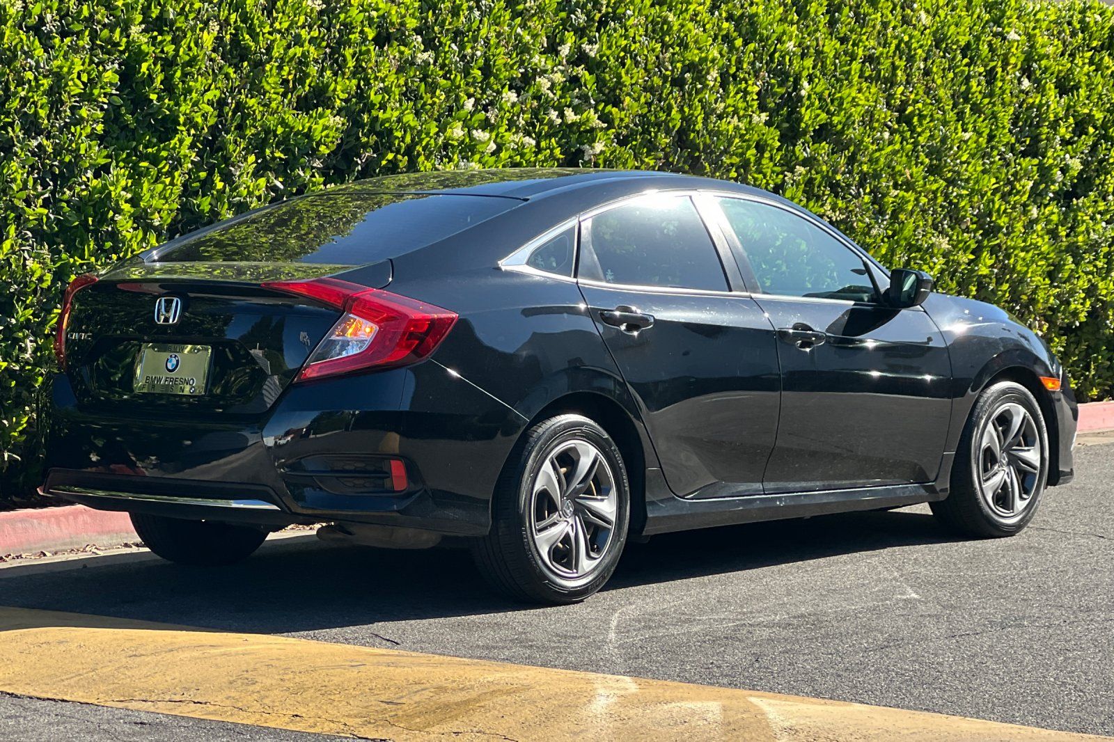 View vehicle photo 4