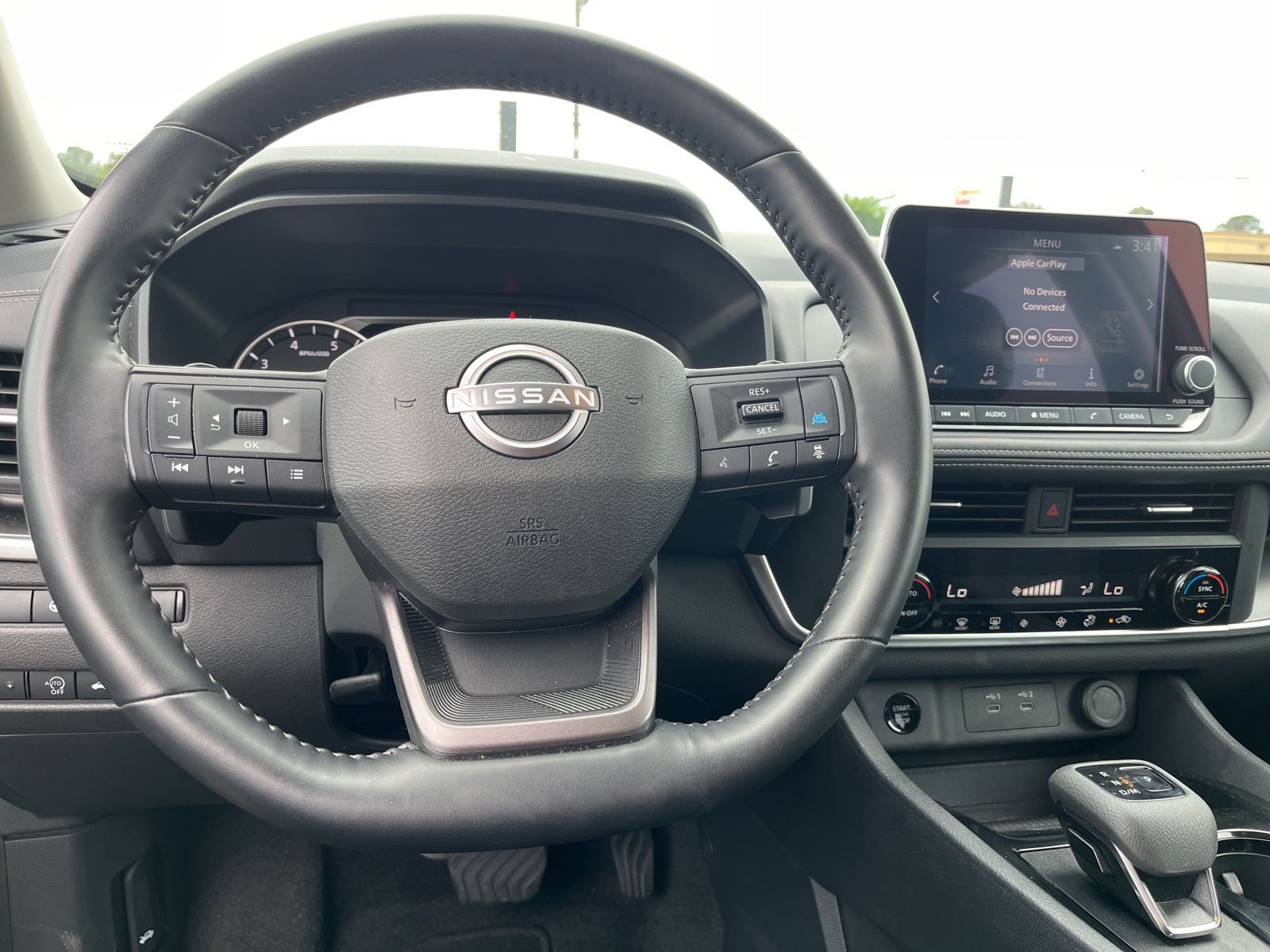 Used 2025 Gray Nissan SV image 13