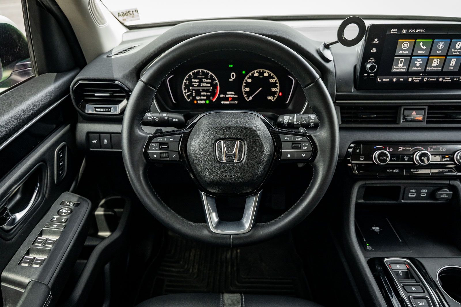 Used 2025 Honda Pilot SUV