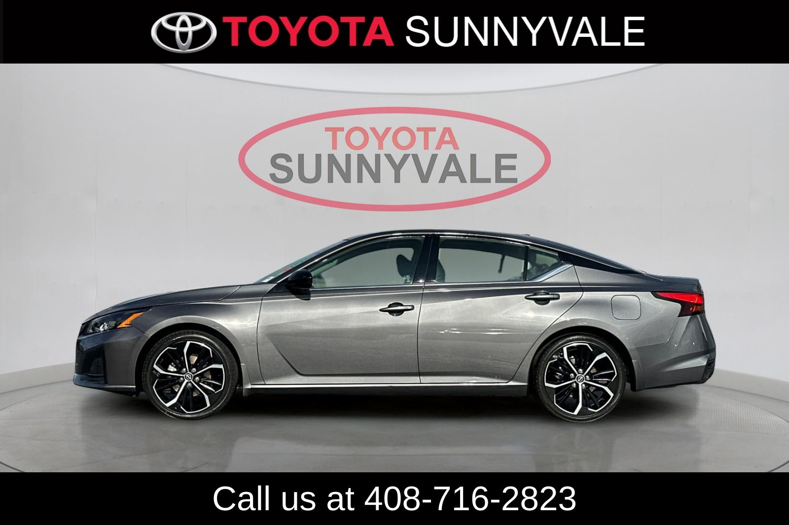 Used 2025 Nissan Altima Sedan