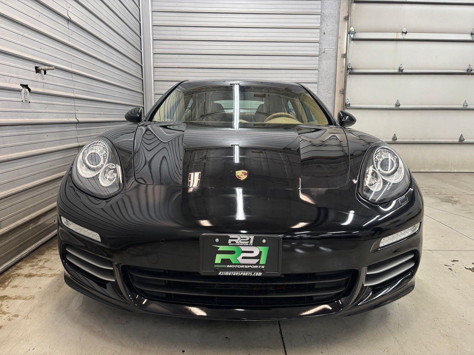 Photo 2 of 2014 Porsche Panamera 4