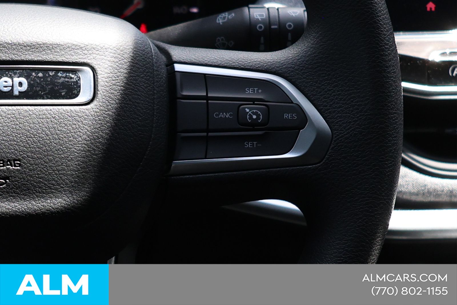 Used 2024  Jeep Sport image 28