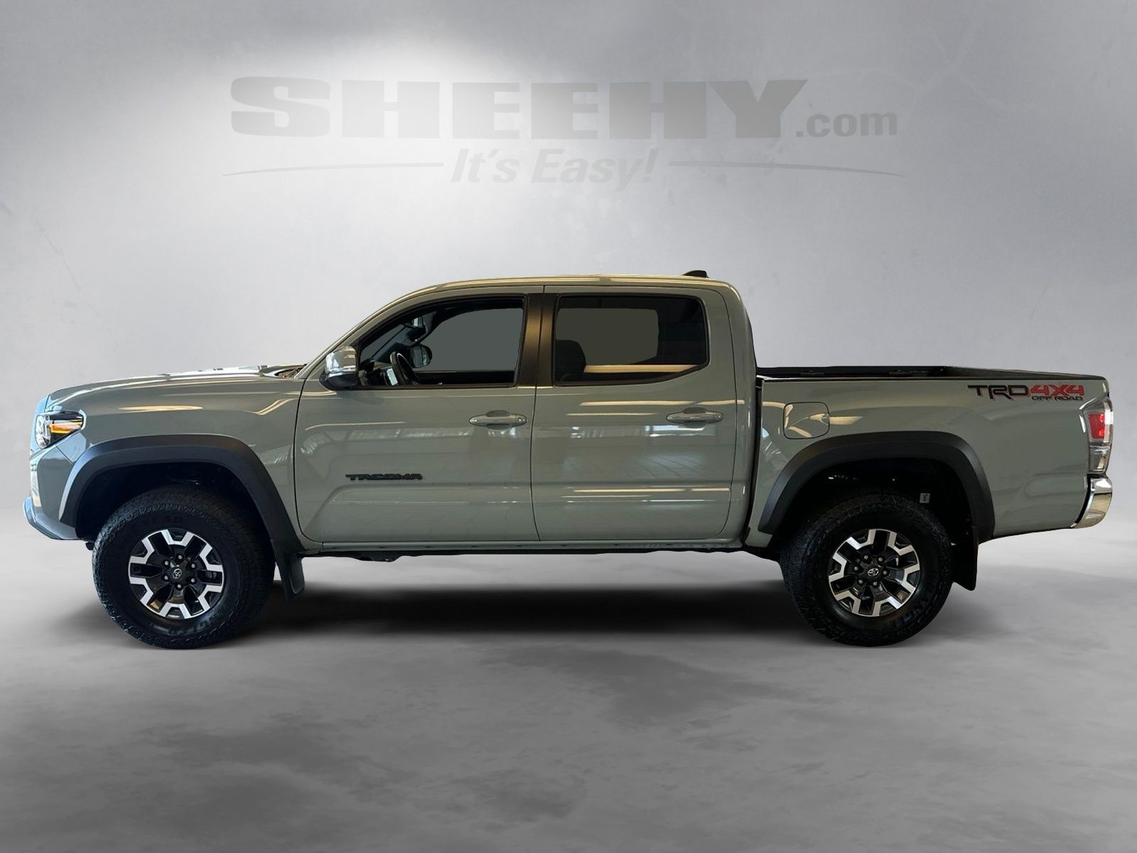 Used 2023 Lunar Rock Toyota TRD Off-Road image 15