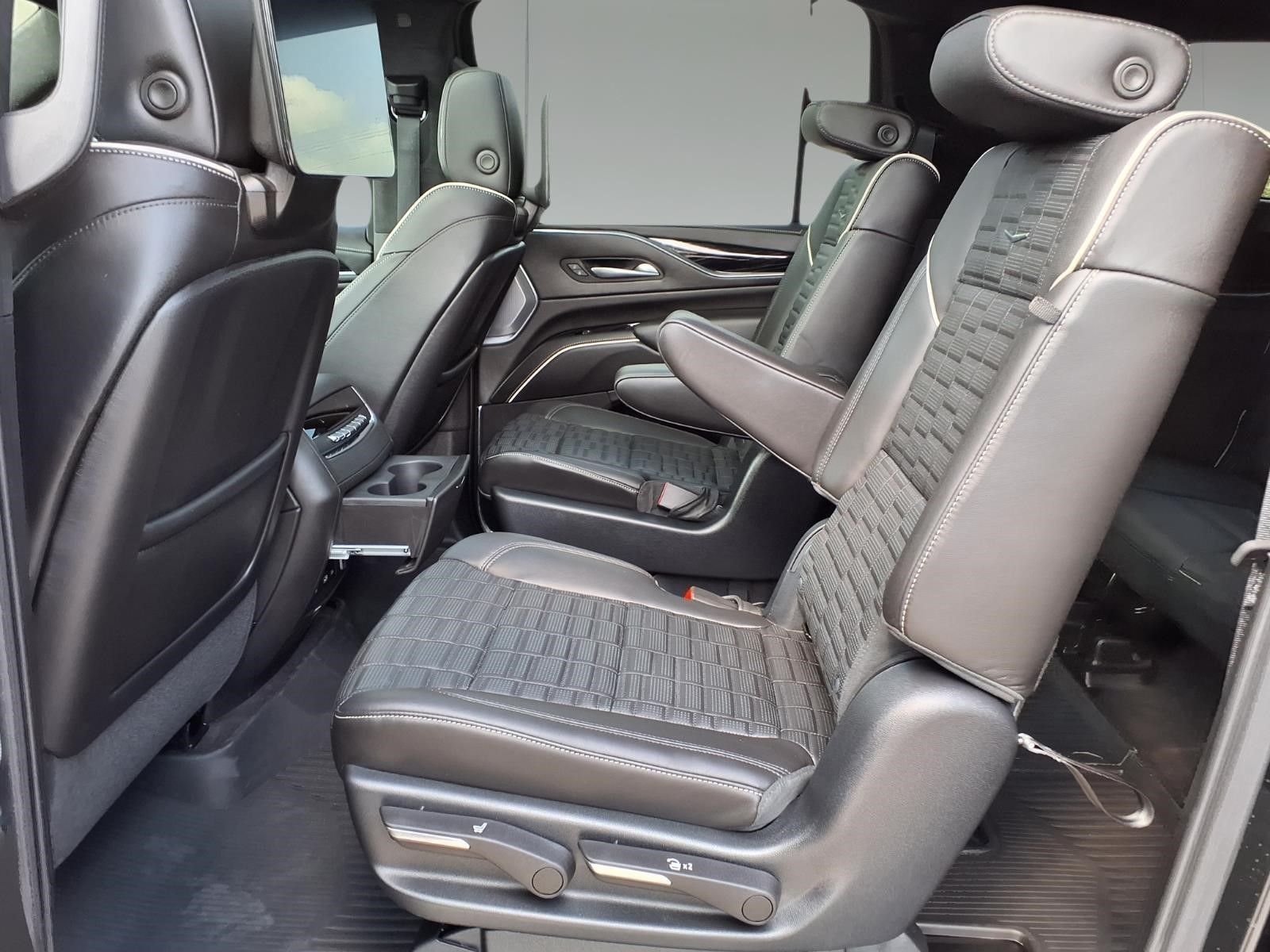 2023 Cadillac Escalade ESV V-Series Black at Shottenkirk Kia Fort Bend