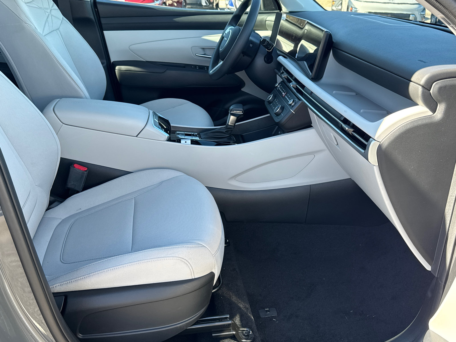 New 2026 Gray Hyundai SE image 14