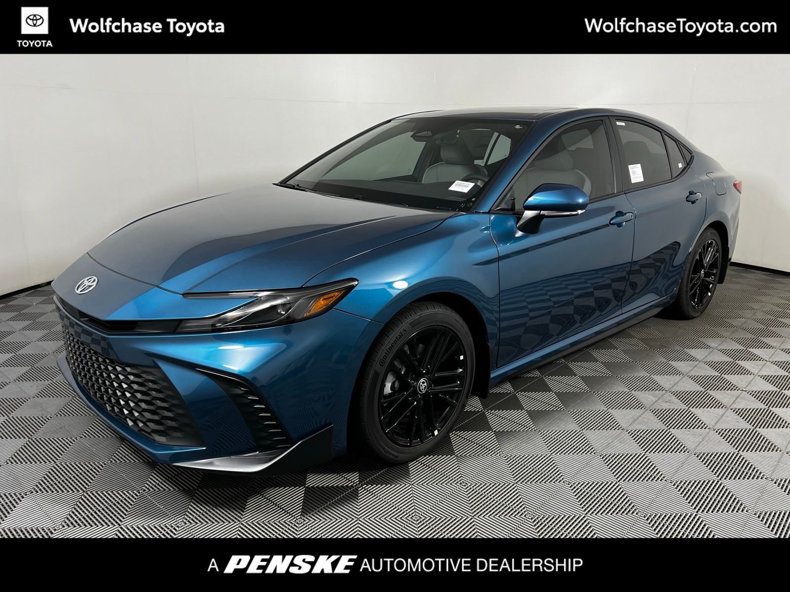 Thumbnail: 2025 Toyota Camry - 1