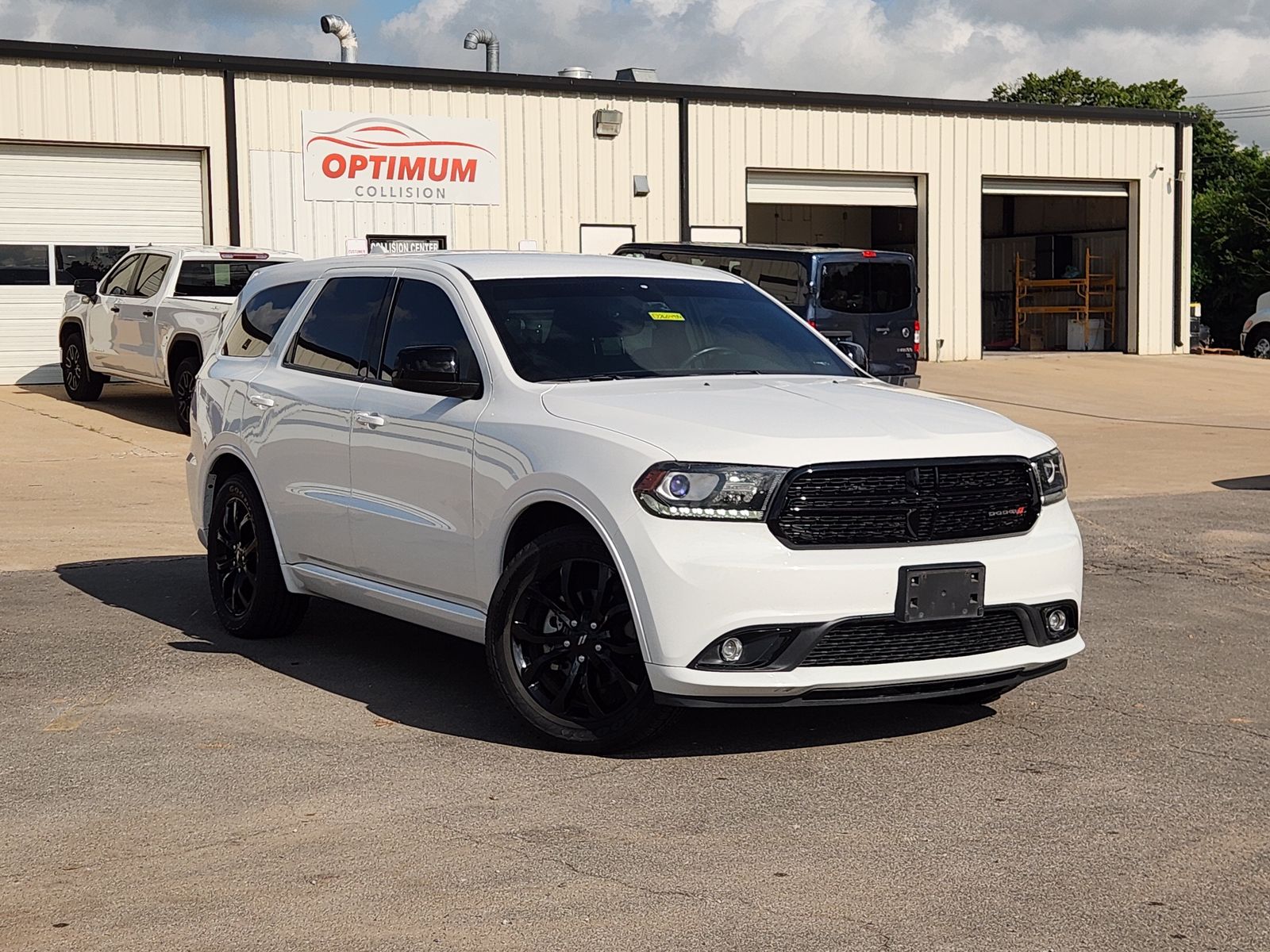 White Knuckle Clearcoat 2020 Dodge Durango SUV / Crossover Rear-Wheel Drive 8-Speed Automatic
