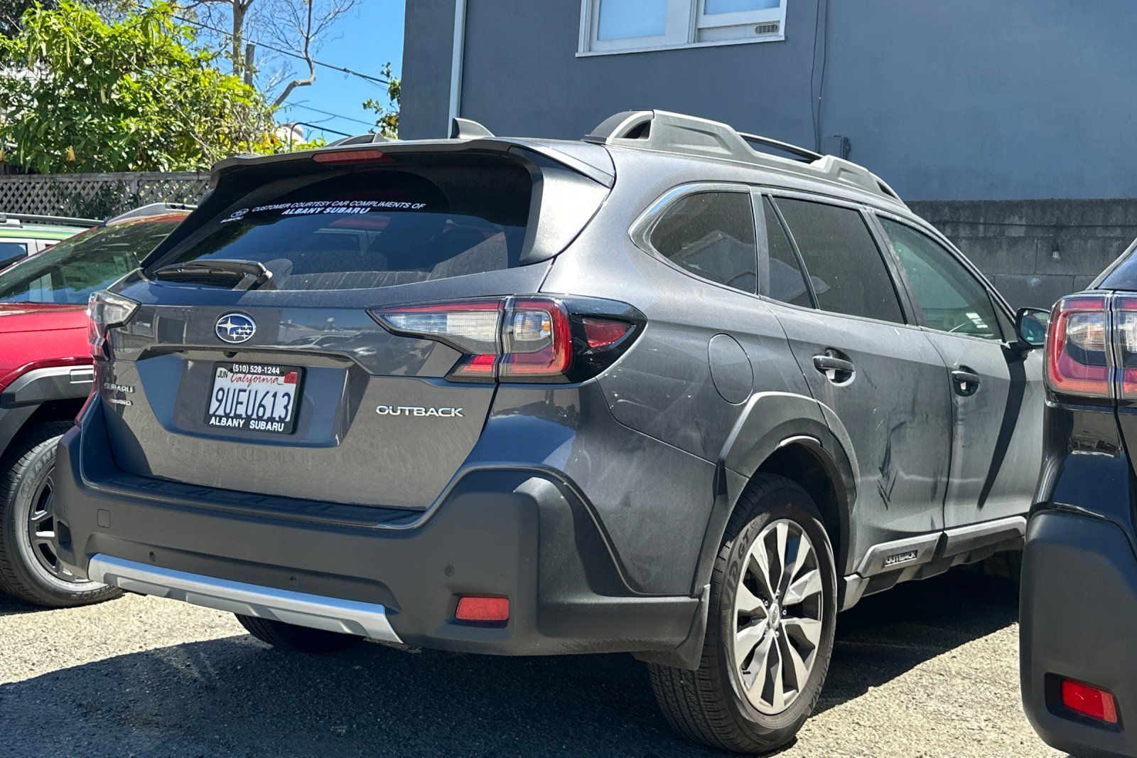 View vehicle photo 5