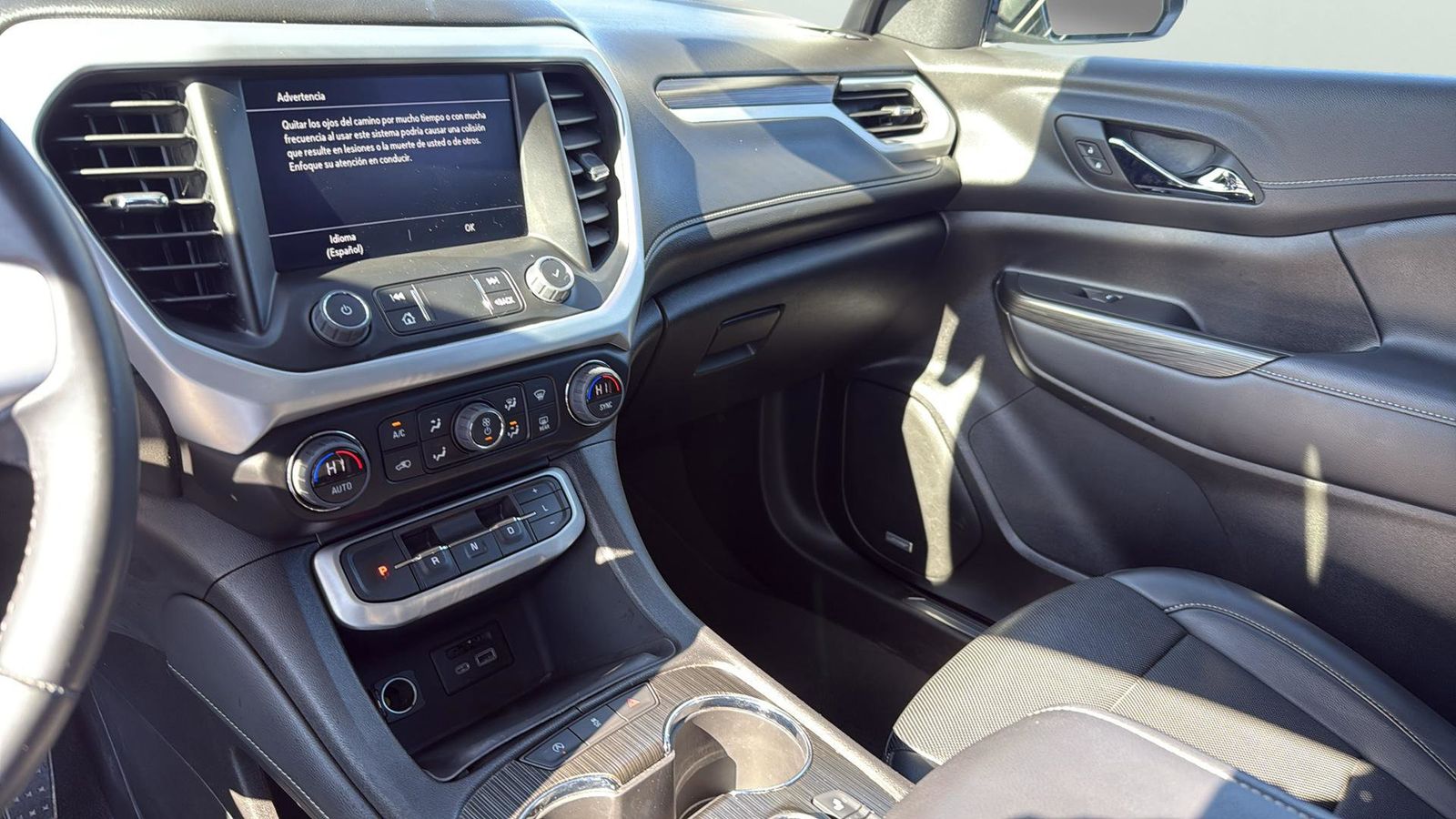 Used Car 2023 Gmc Acadia  Slt For Sale Under $25,000 In Austin, Texas