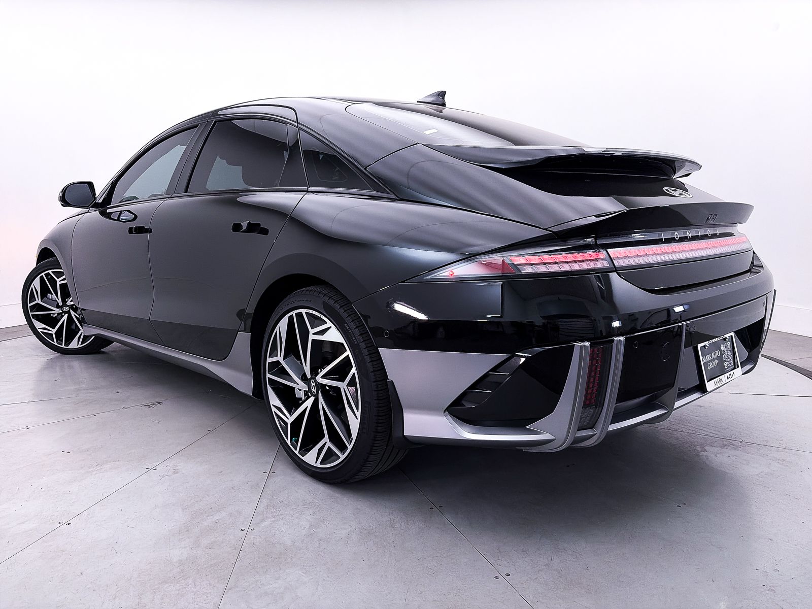 Used 2024 Hyundai IONIQ 6 Limited with VIN KMHM54AA4RA054096 for sale in Scottsdale, AZ