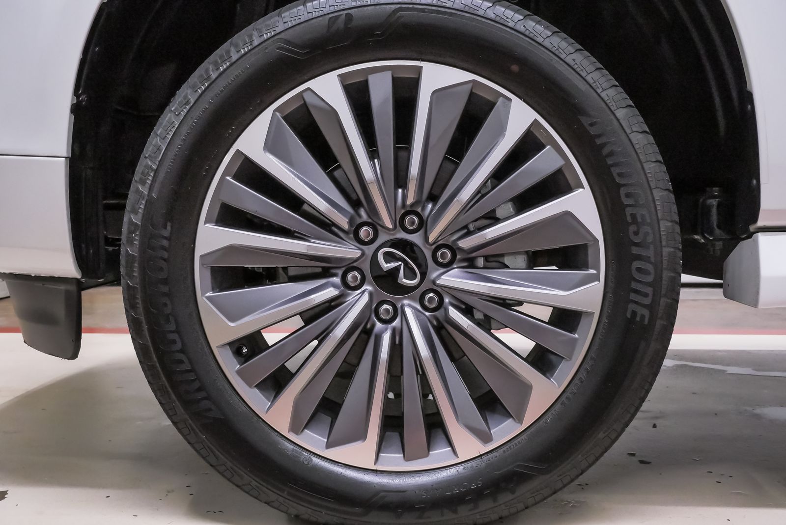 2025 INFINITI QX80 SENSORY White at River Oaks CDJR