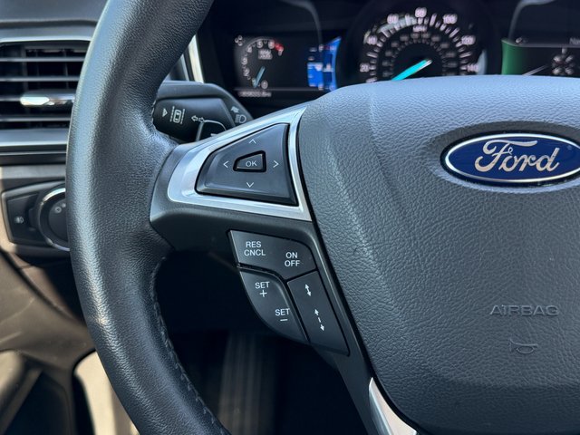 Used 2016 Oxford White Ford Titanium image 19