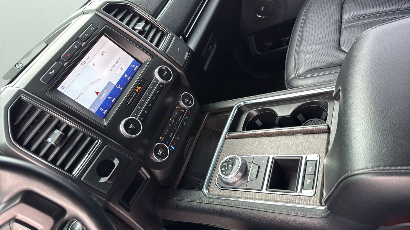 Used Car 2021 Ford Expedition  Limited For Sale Under $40,000 In Austin, Texas