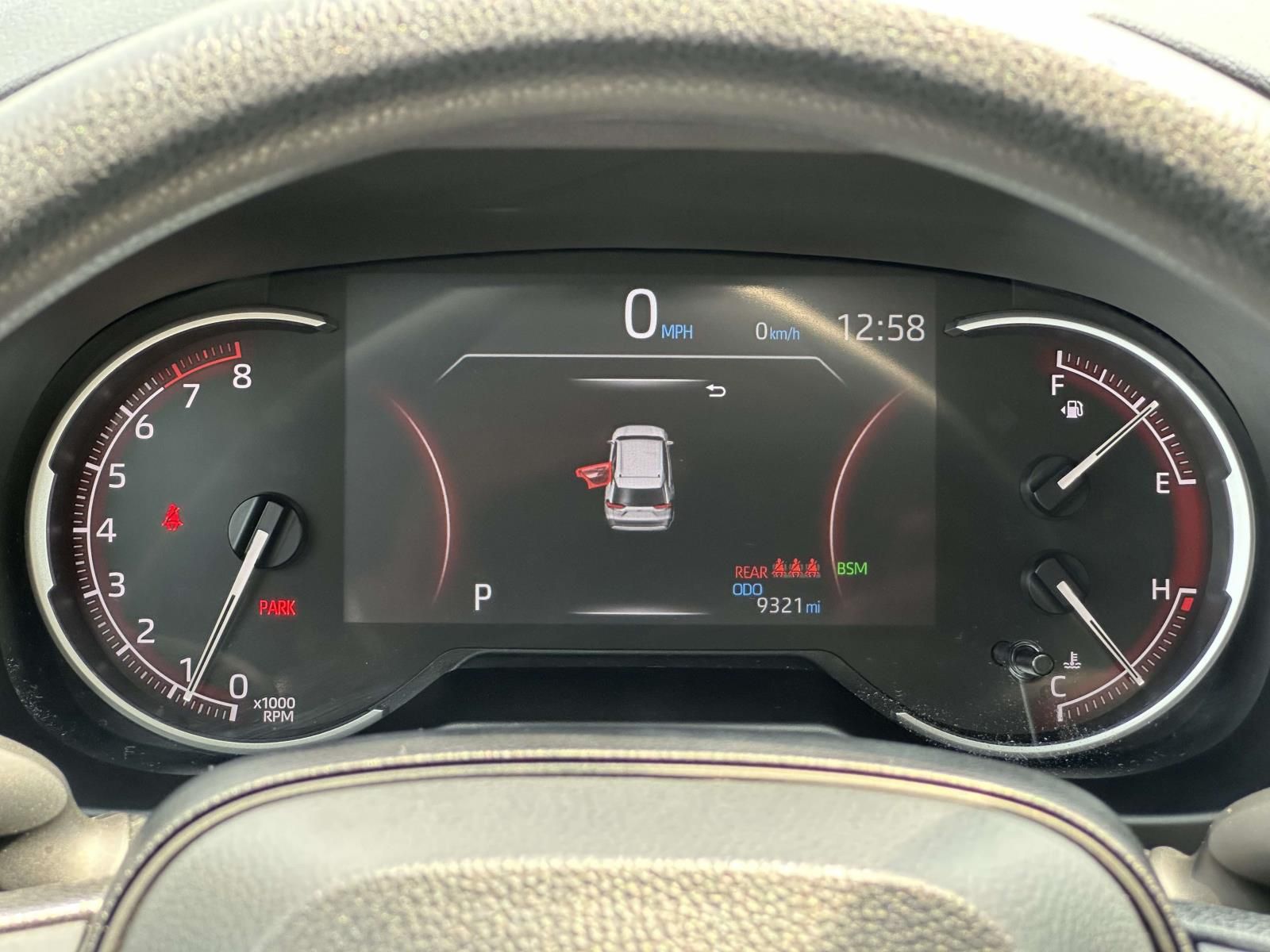 Used 2025 Silver Toyota LE image 6