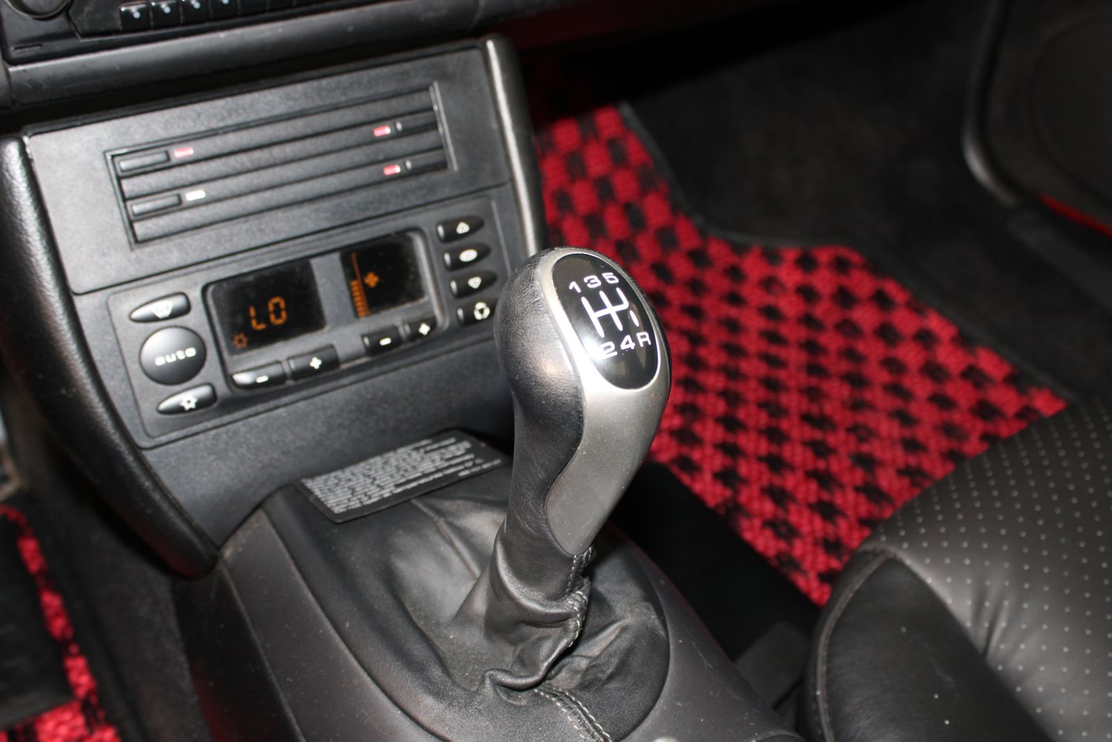 Used 2002 Red Porsche  image 16