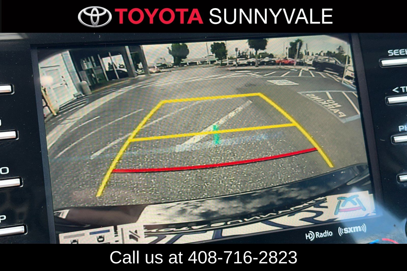 Used 2020 Toyota Camry Hybrid Sedan
