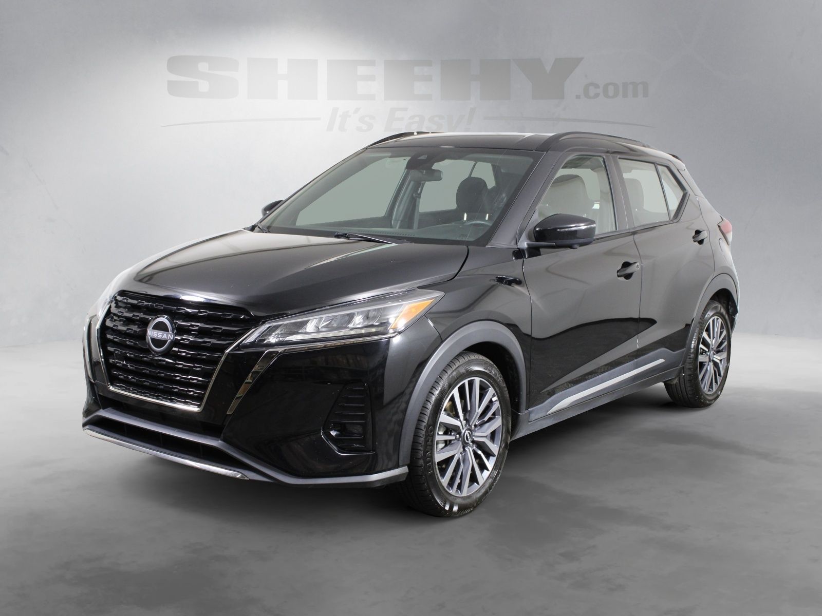 Used 2024 Black Nissan SR image 5