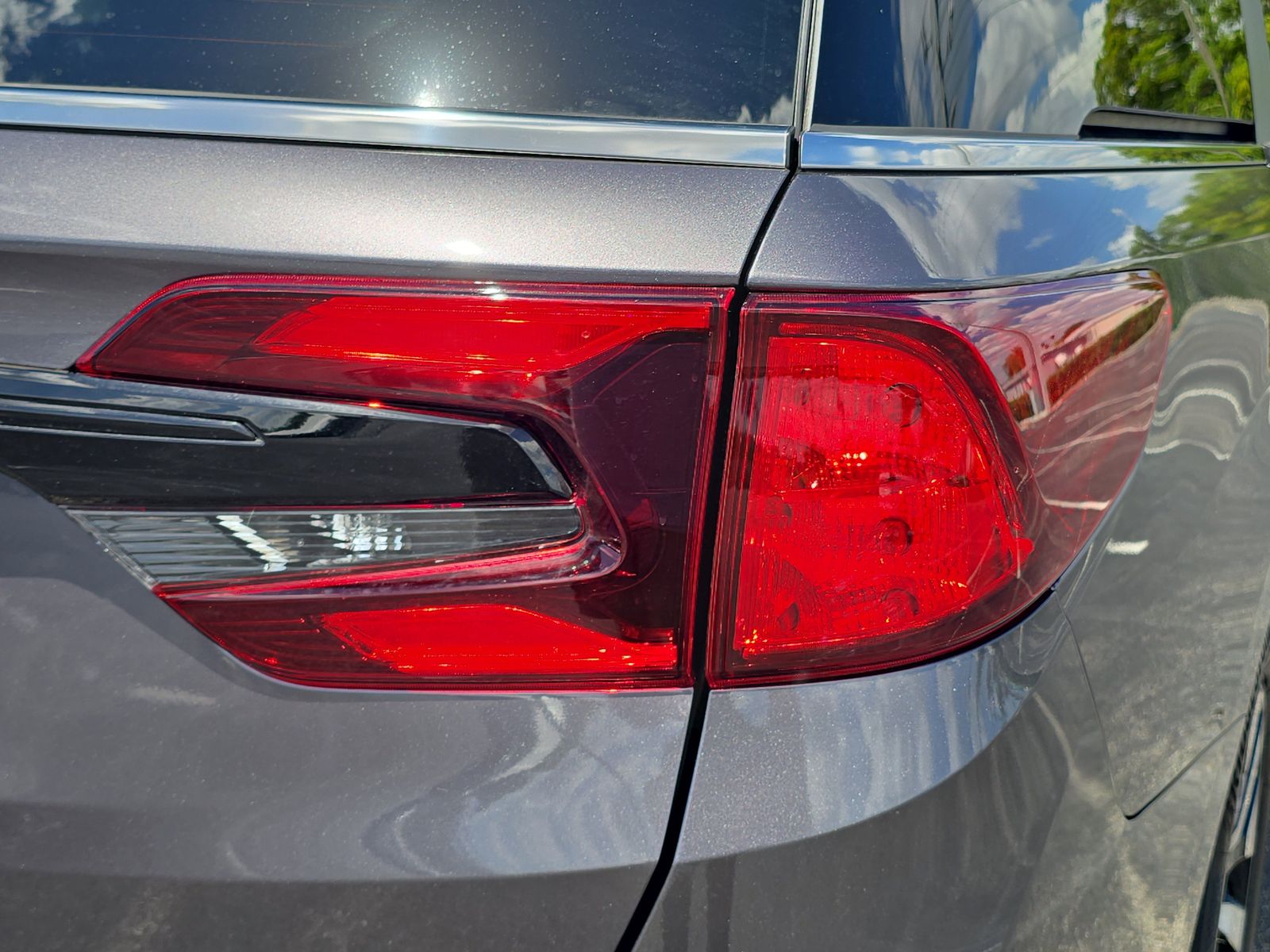 2026 Honda Odyssey EX-L - Photo 8