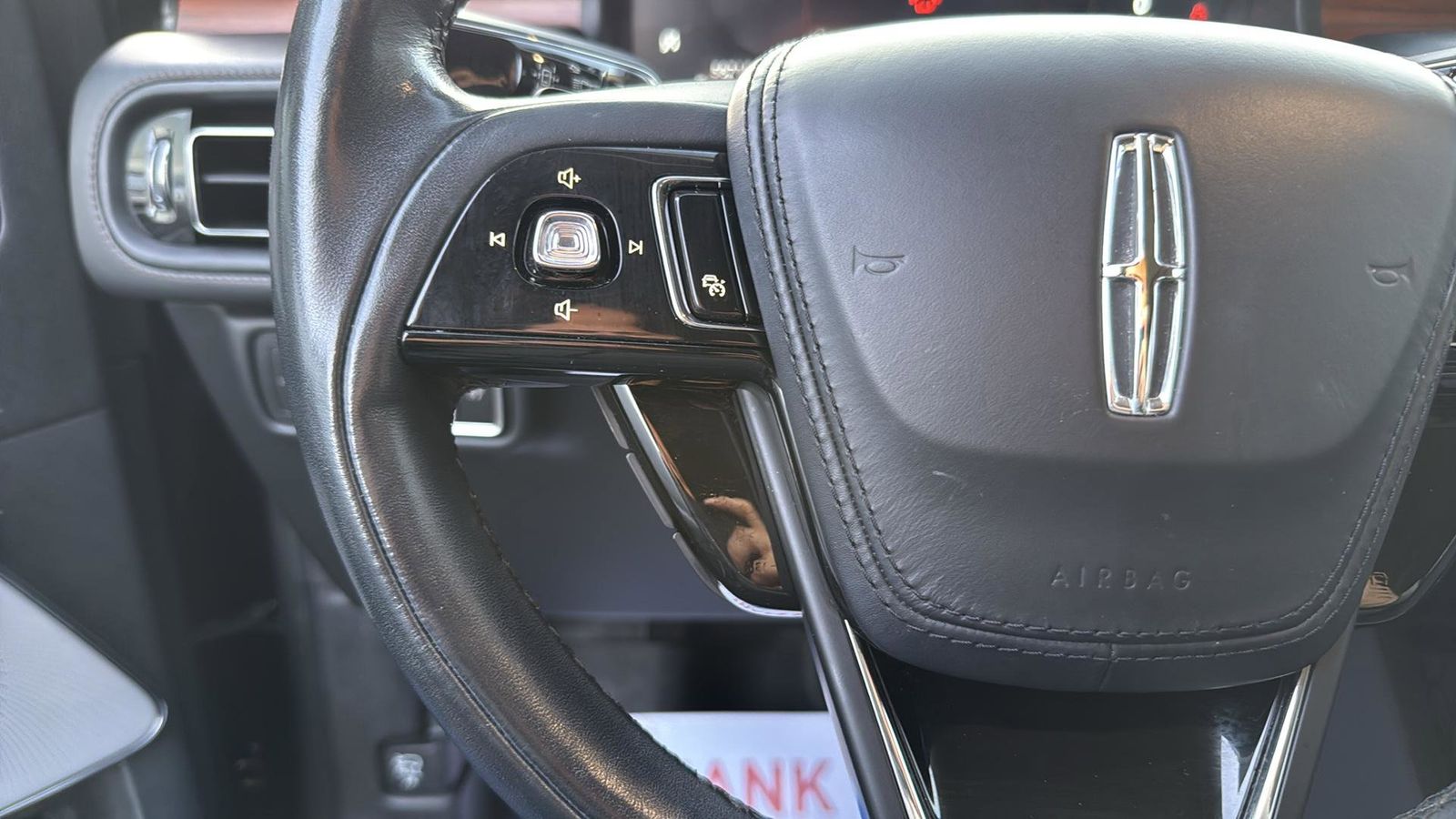 Used Car 2023 Lincoln Aviator  Reserve For Sale Under $50,000 In Austin, Texas