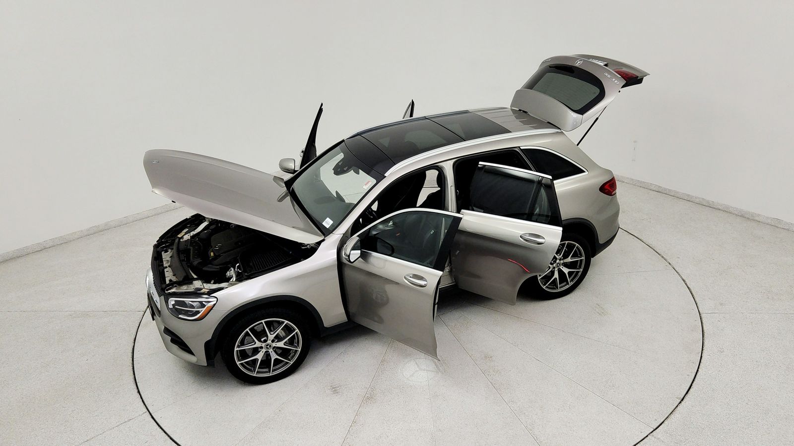 Used 2020  Mercedes-Benz GLC 300 image 22