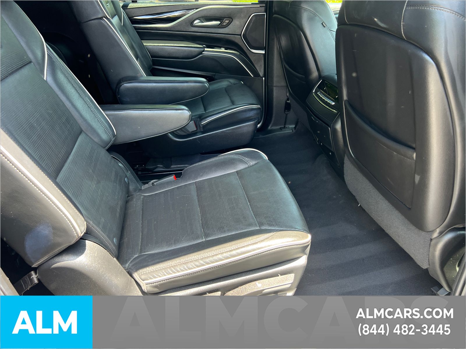 Used 2022 Black Cadillac Sport image 20