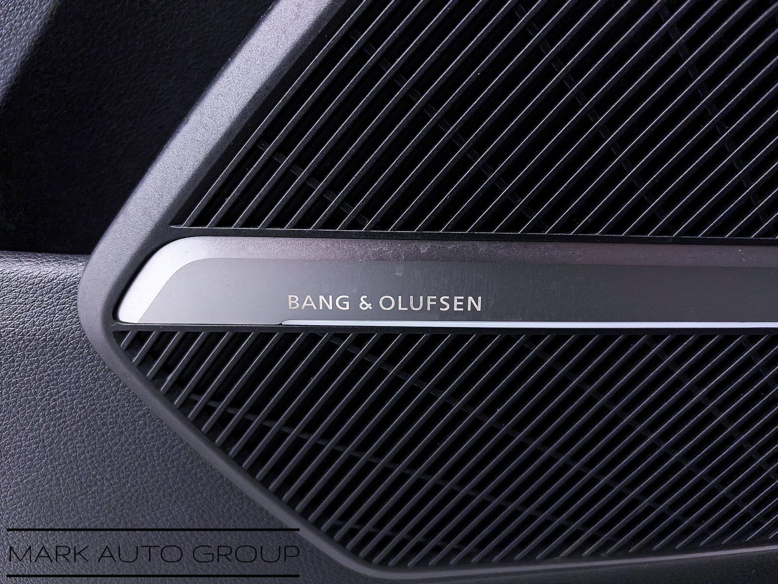 2018 Audi Q5 2.0T Prestige