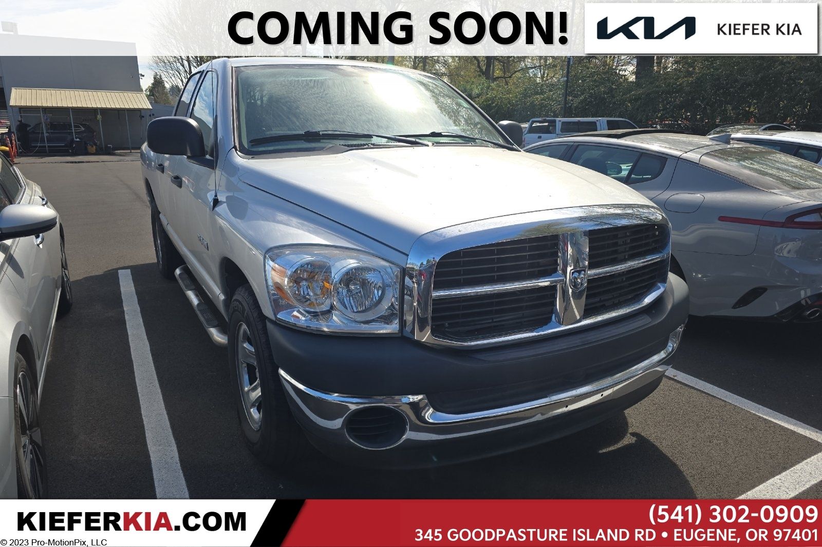 Bright Silver Metallic Clearcoat 2008 Dodge RAM 1500 ST Quad Cab LB RWD Pickup Truck Rear-Wheel Drive 5-Speed Automatic