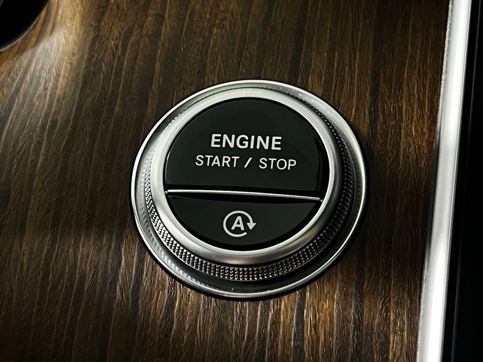 Thumbnail: 2023 Mercedes-Benz C-Class - 21