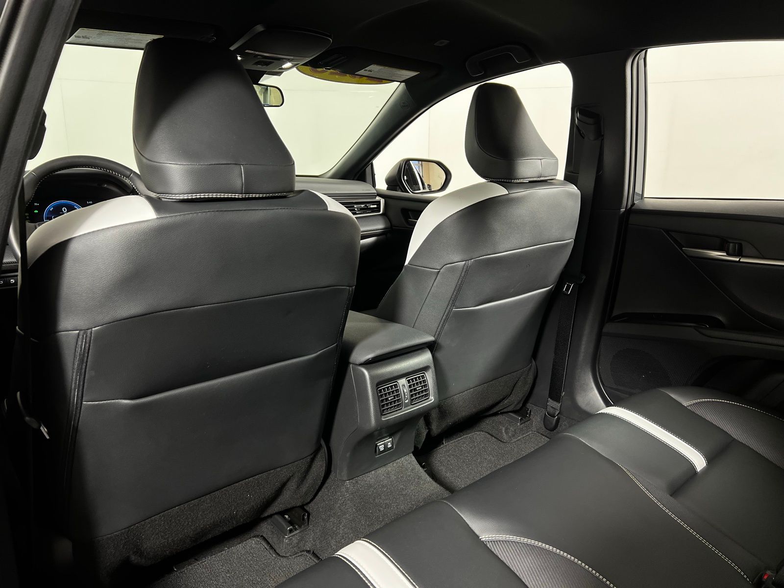 Thumbnail: 2025 Toyota Camry - 21