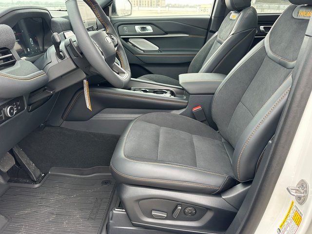 New 2026 Star White Metallic Tri-Coat Ford Tremor image 22