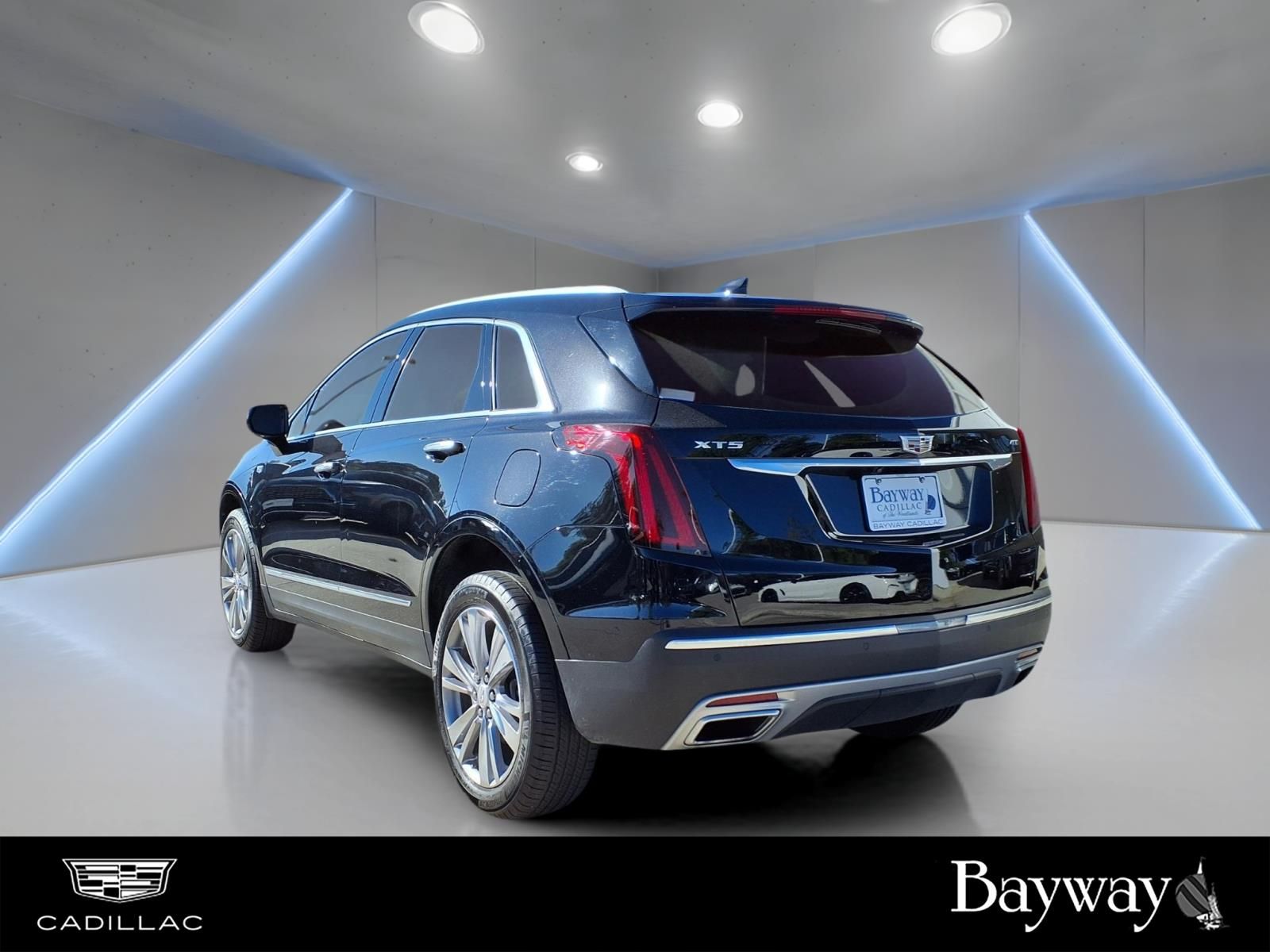 2023 Cadillac XT5 Premium Luxury - 8