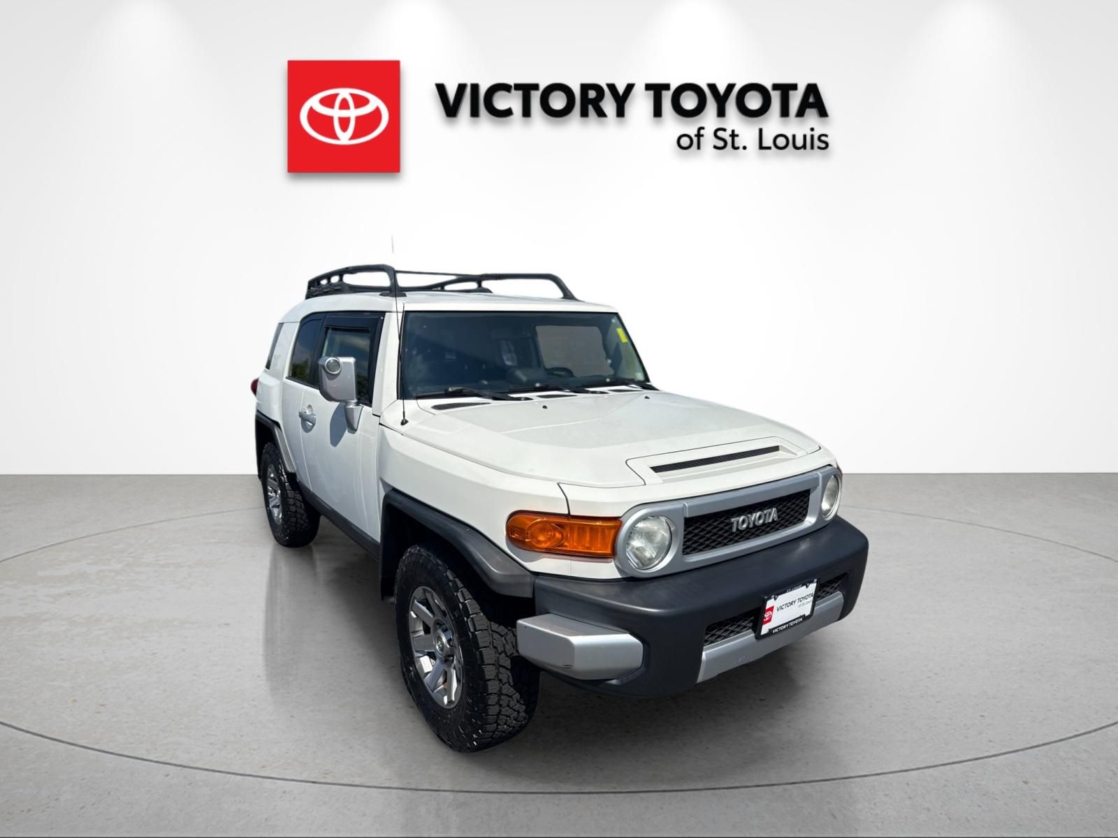 Iceberg 2014 Toyota FJ Cruiser SUV / Crossover Four-Wheel Drive 5-Speed Automatic