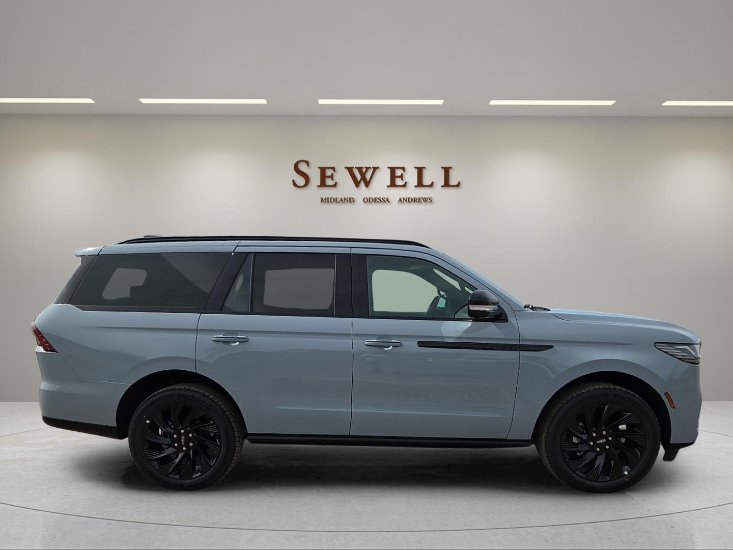 New Gray Mist 2026 Lincoln Navigator Reserve for Sale in Odessa