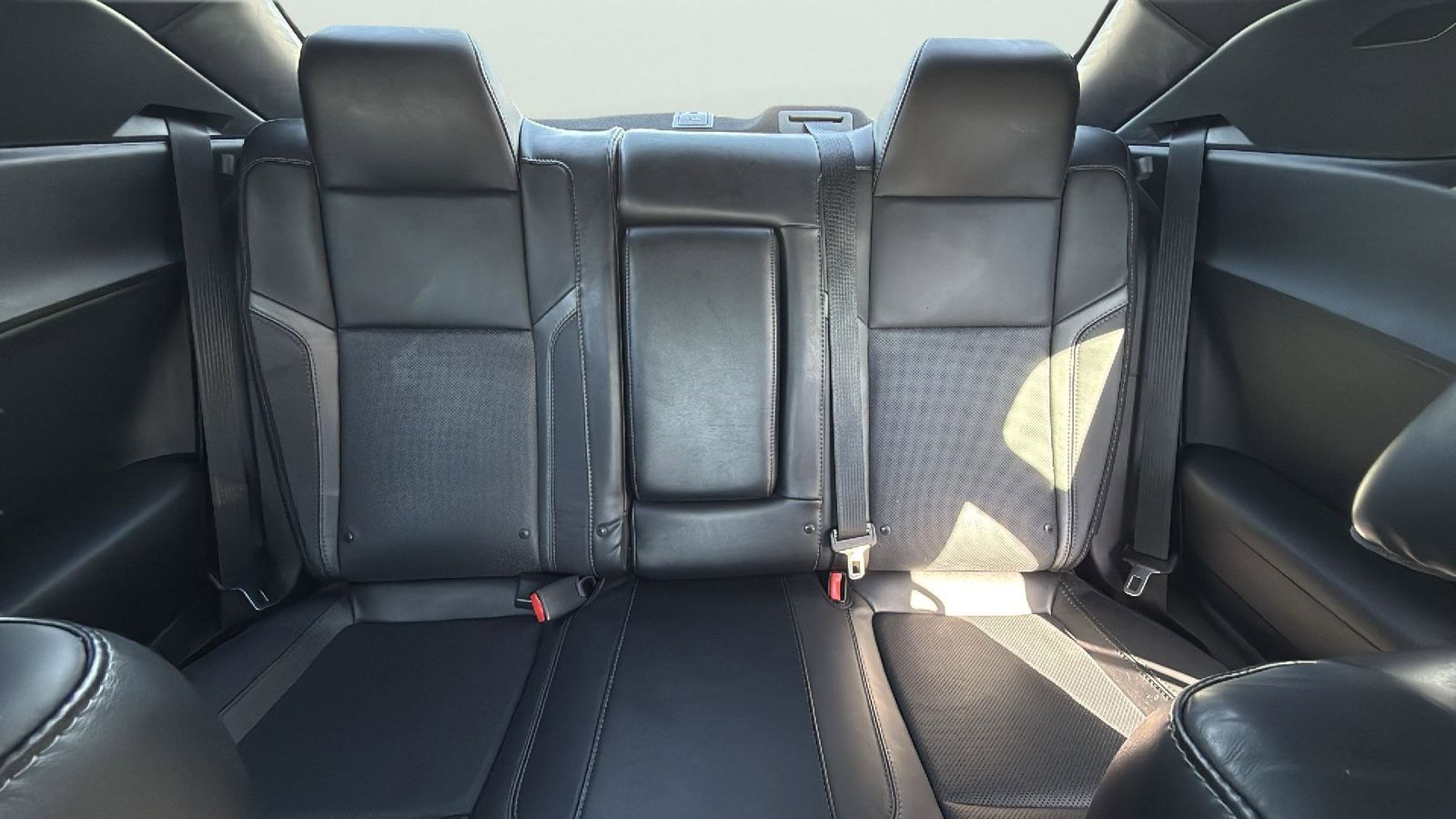 Used Car 2016 Dodge Challenger  Sxt For Sale Under $15,000 In Austin, Texas