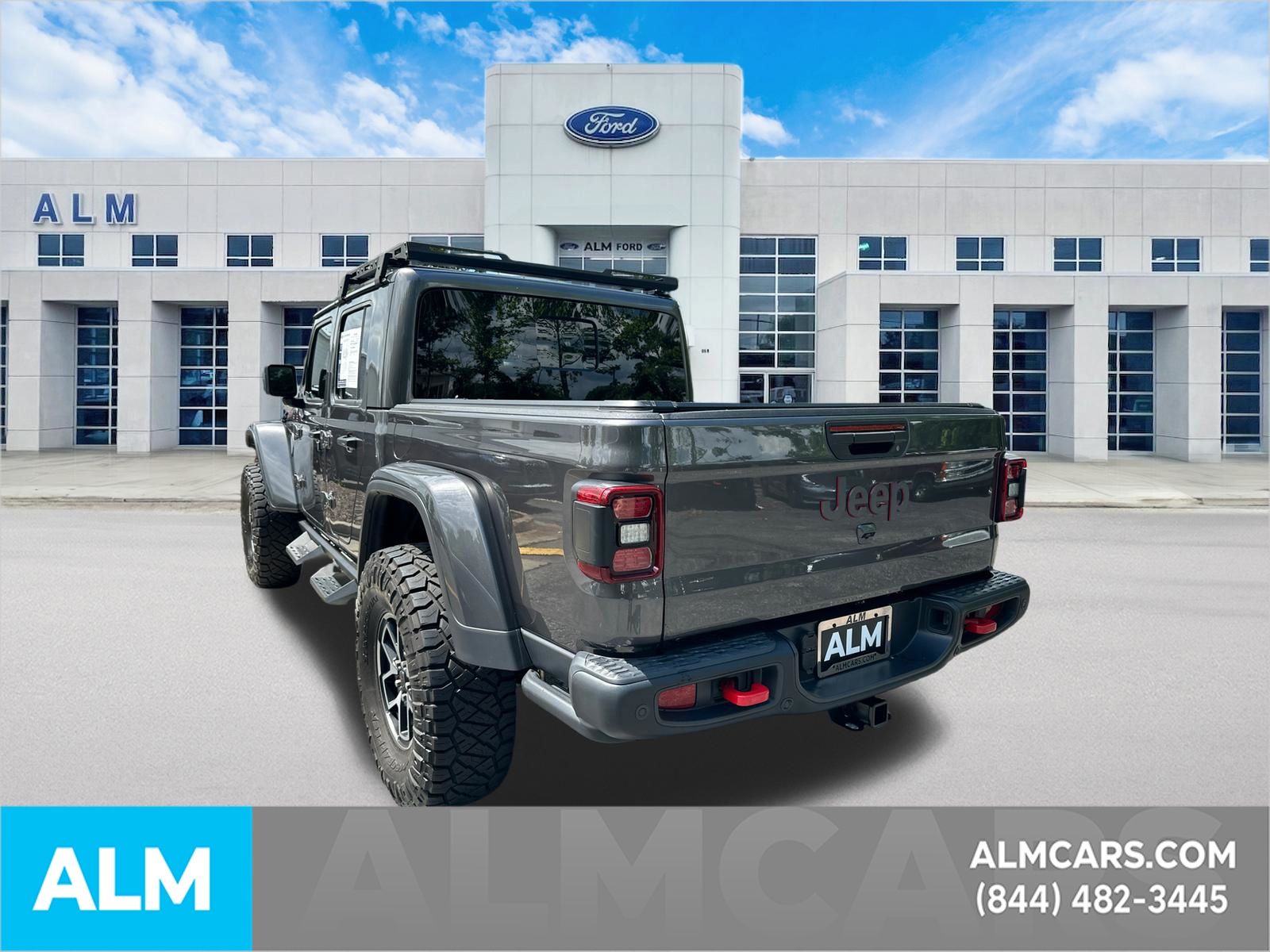 Used 2025 Gray Jeep Rubicon image 8