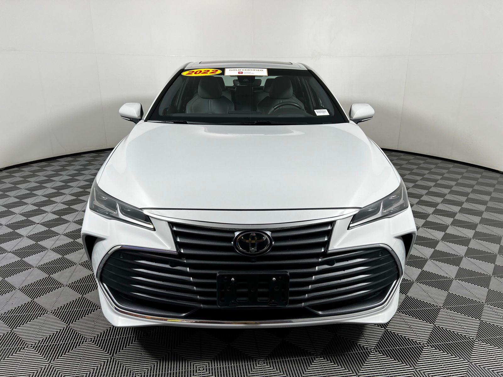 2022 Toyota Avalon Limited 3