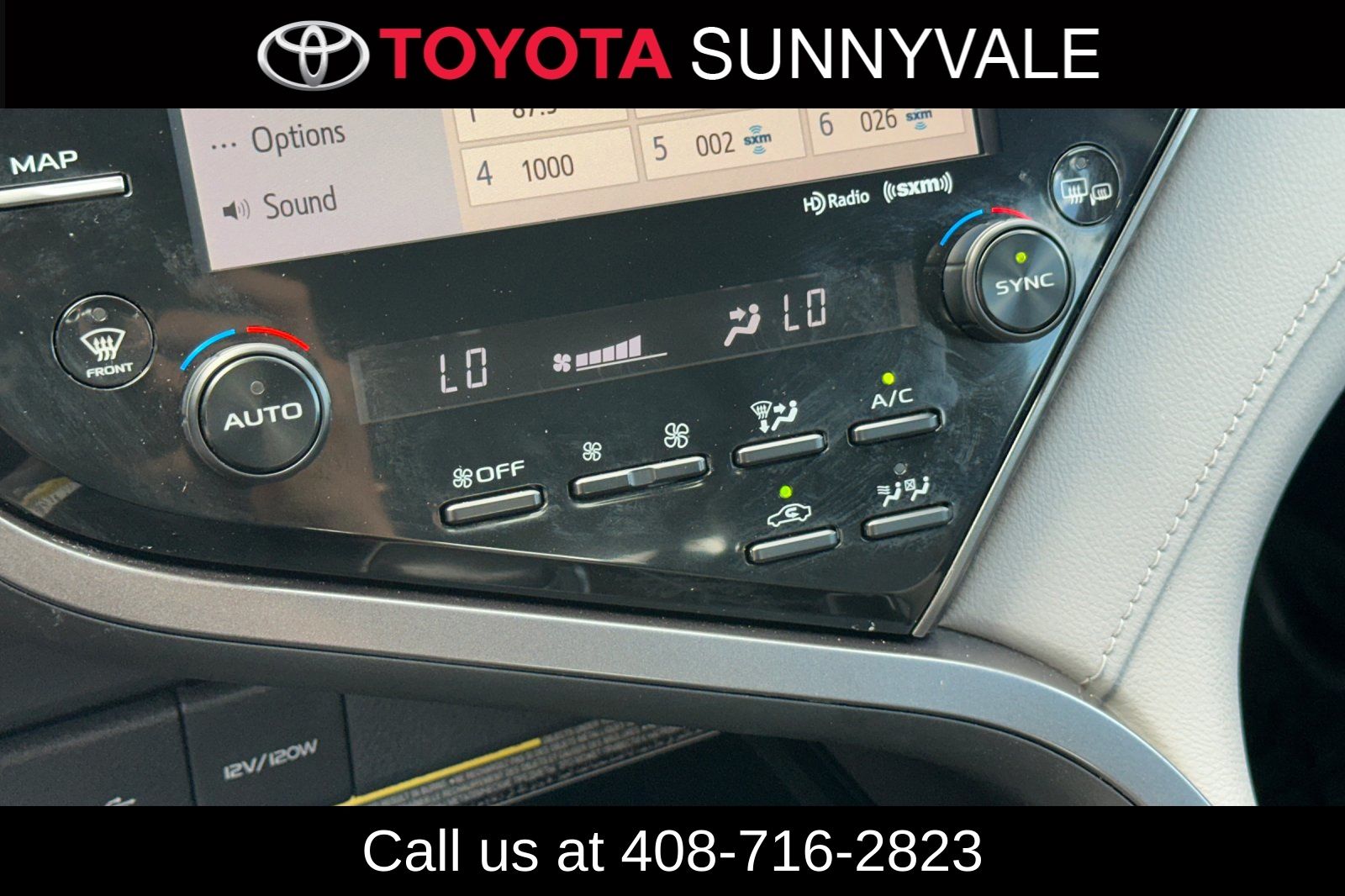 Used 2020 Toyota Camry Hybrid Sedan