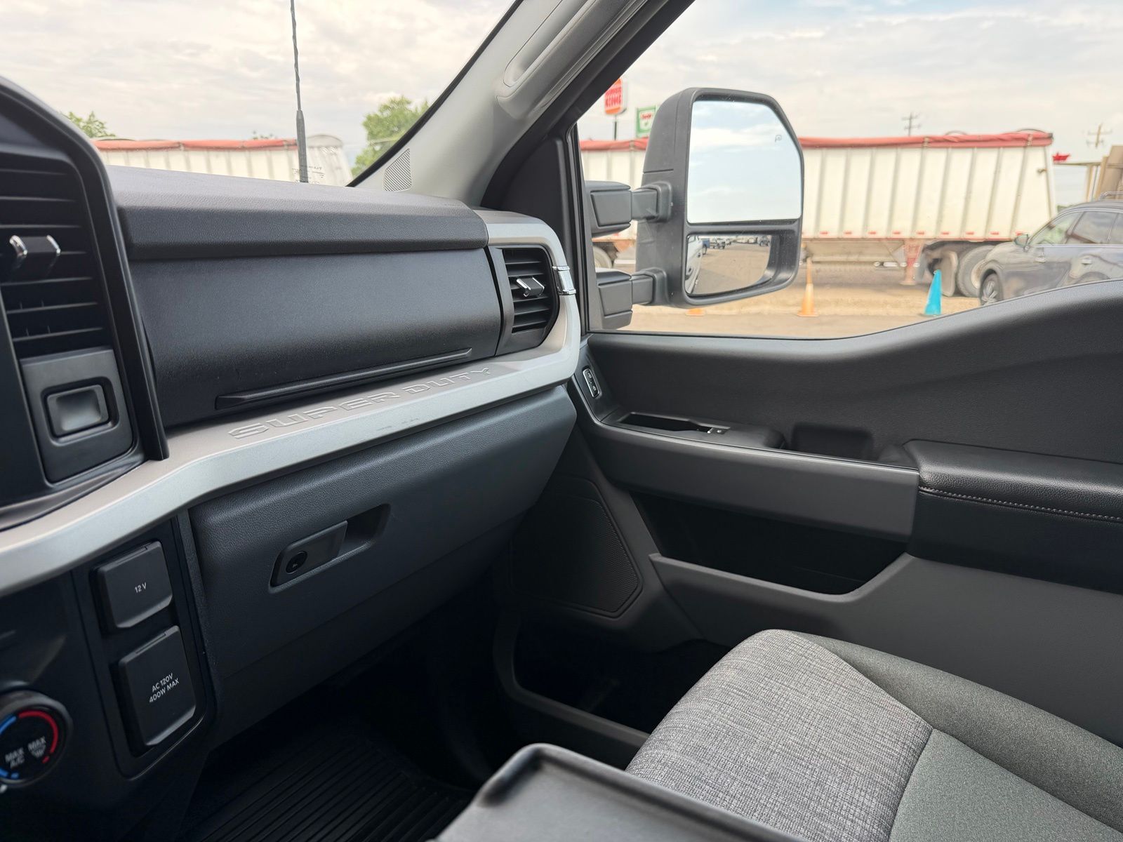 Used 2024 Ford F-250SD Truck