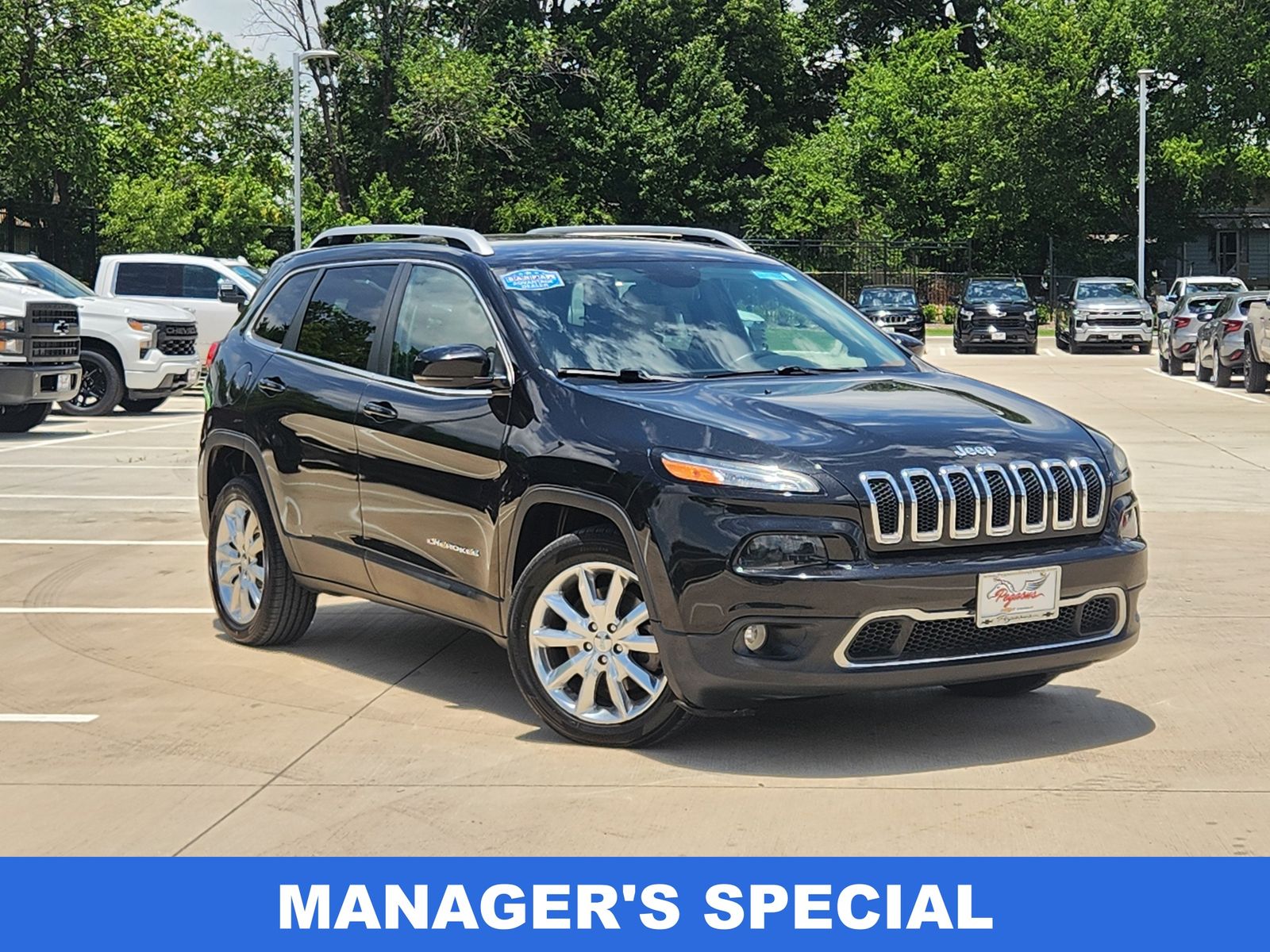 Brilliant Black Crystal Pearlcoat 2016 Jeep Cherokee SUV / Crossover Front-Wheel Drive 9-Speed Automatic