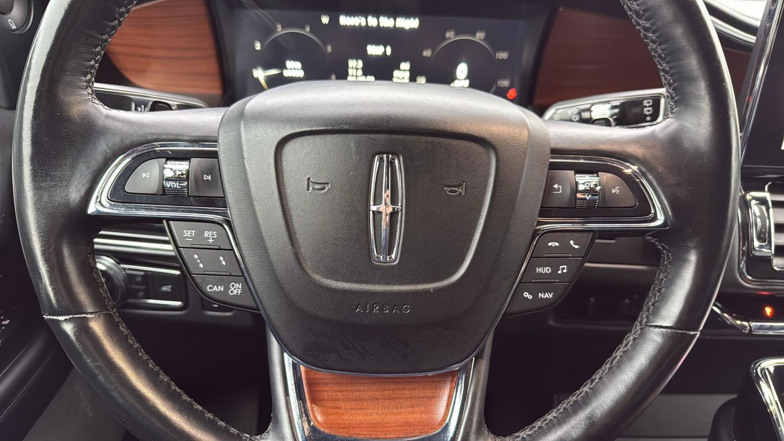 Used Car 2018 Lincoln Navigator L  L Reserve For Sale Under $40,000 In Austin, Texas