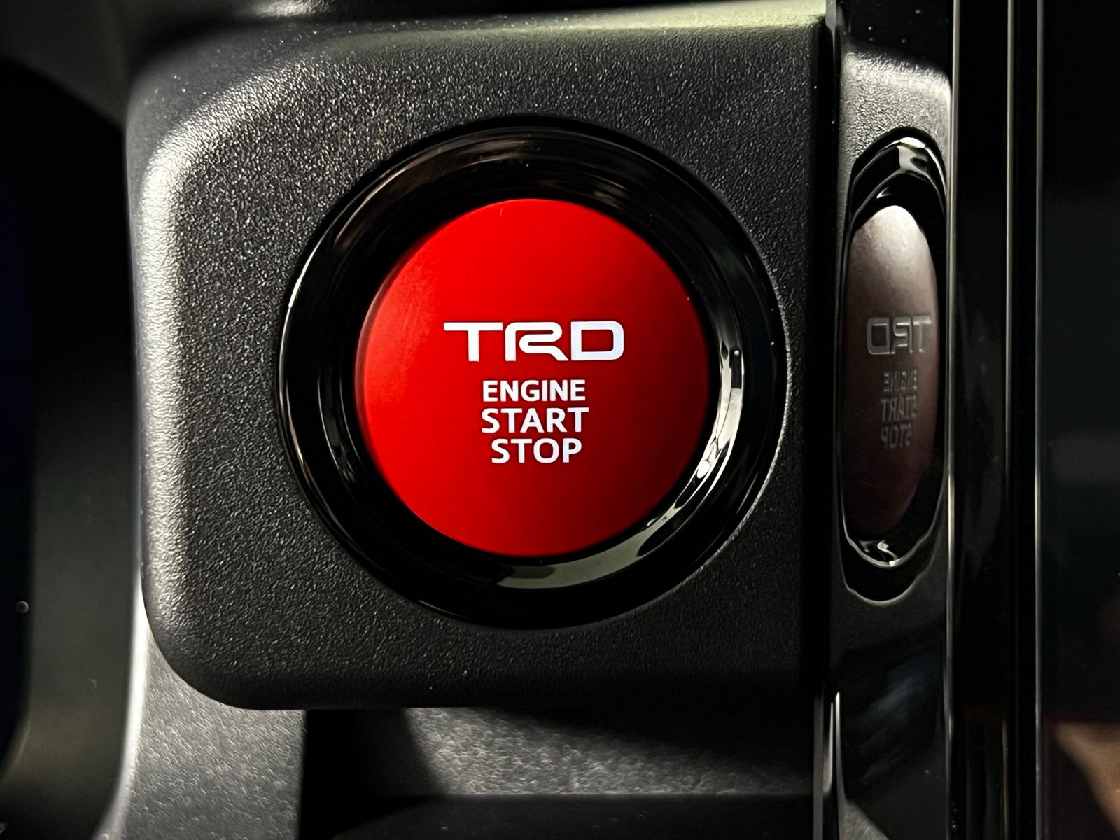 Thumbnail: 2025 Toyota 4Runner - 24