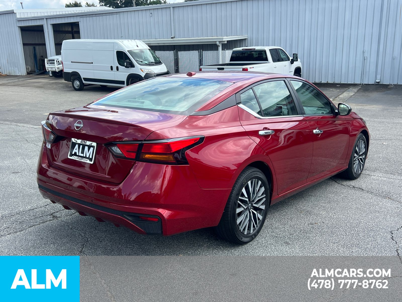 Used 2025 Red Nissan 2.5 SV image 6