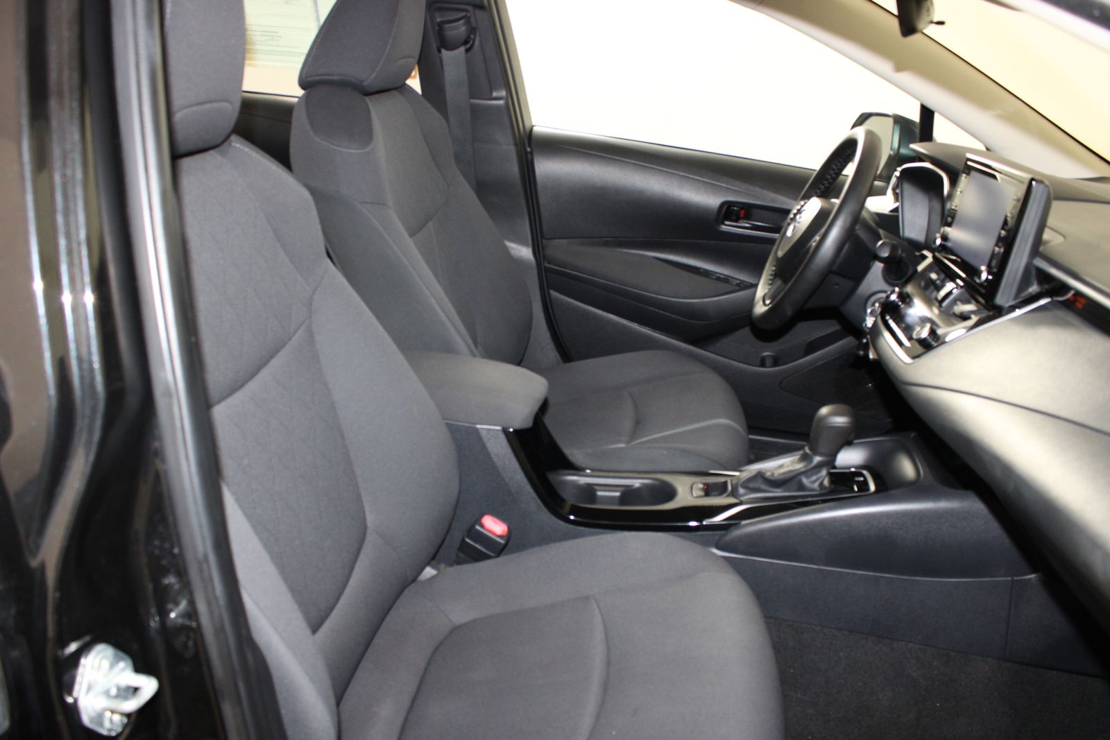 Used 2022 Black Toyota LE image 14