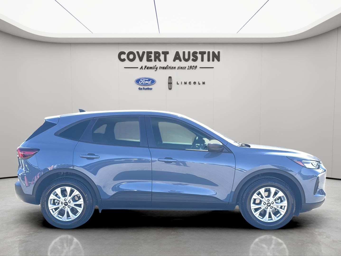 Used Car 2025 Ford Escape  Active For Sale Under $30,000 In Austin, Texas