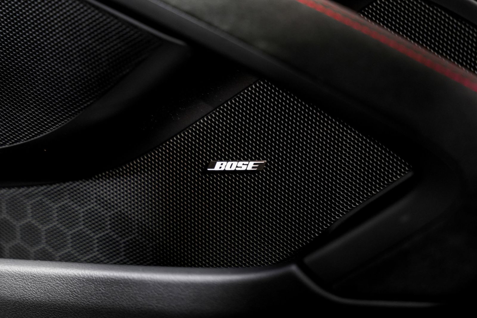 2022 Porsche 718 Spyder Base — photo 18