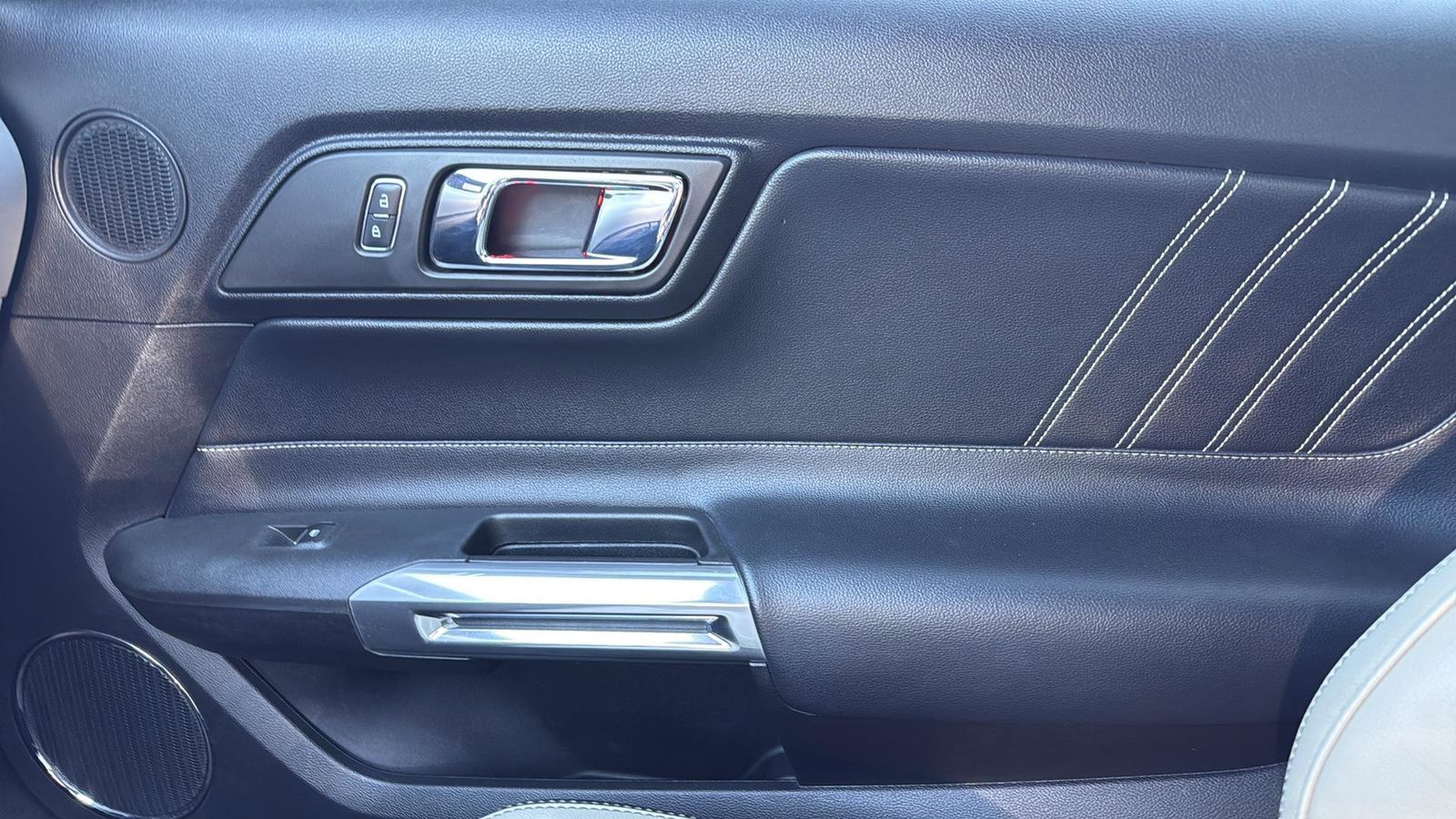 Used Car 2017 Ford Mustang  Ecoboost Premium For Sale Under $25,000 In Austin, Texas