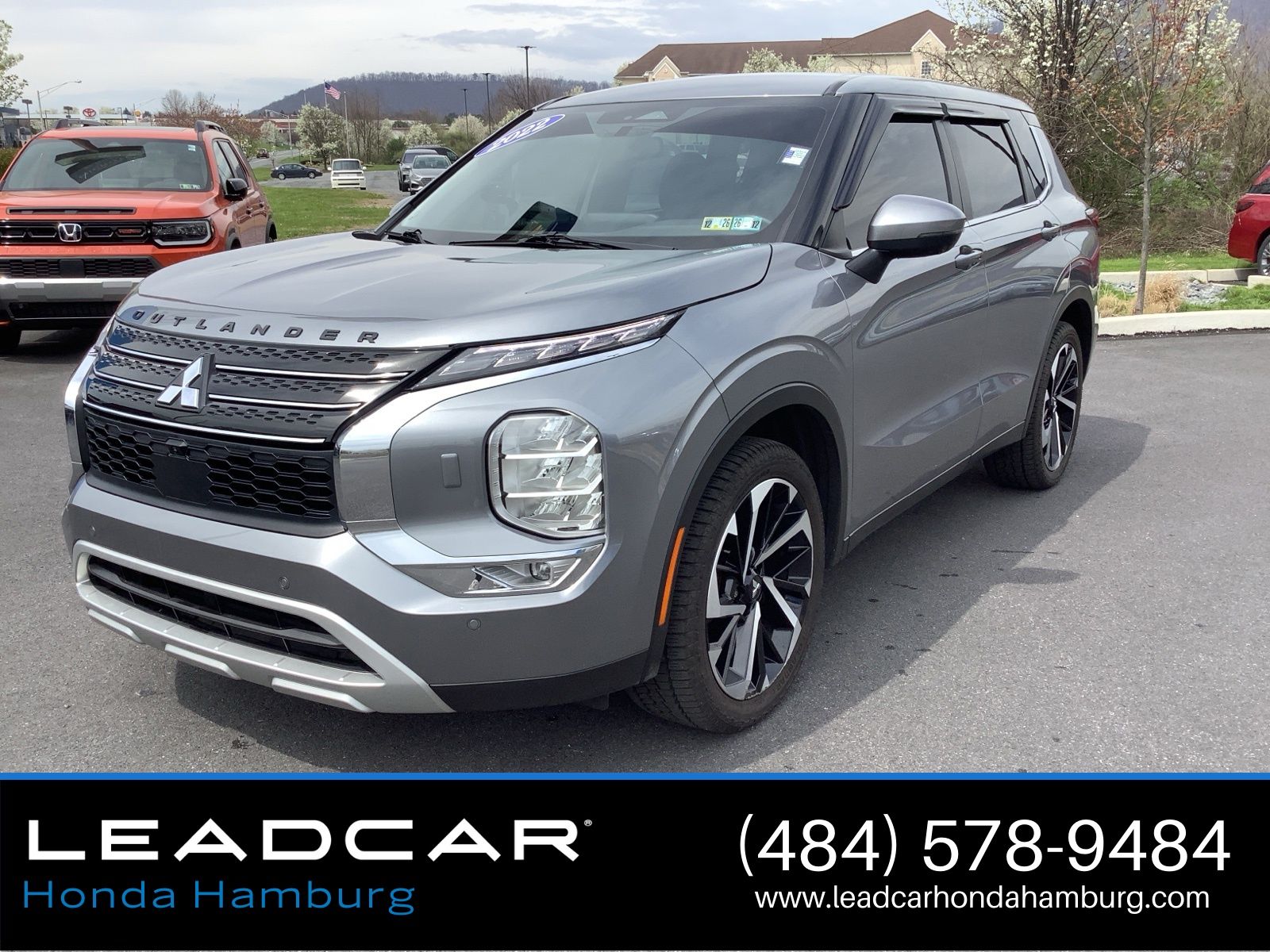 Alloy Silver Metallic 2022 Mitsubishi Outlander SE Launch Edition S-AWC SUV / Crossover All-Wheel Drive Continuously Variable Transmission